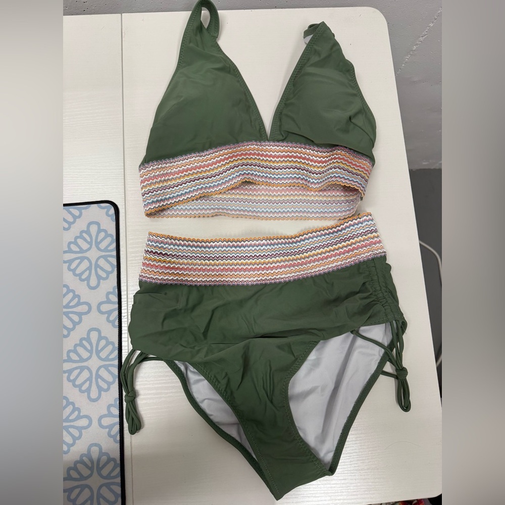 Bathing Suit Bundle (4) - Size Medium - image 2